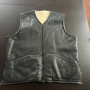 Vintage Mens TKO Sherpa Lined Leather Zip Motorcycle Vest Size XL